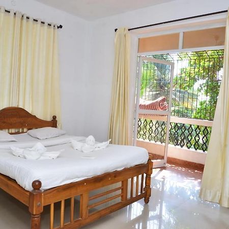 Cliff Heaven 2 Bhk Ac Apartment Orlim Eksteriør bilde